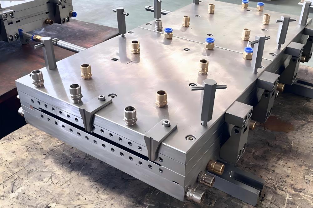 PVC木塑墙板+定型模(1)(1).jpg PVC木塑墙板+定型模(1)(1).jpg